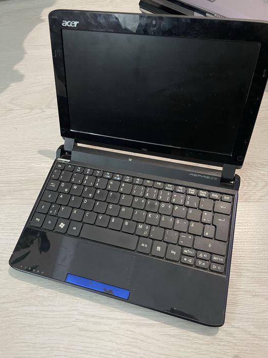 Ноутбук aser на запчастини