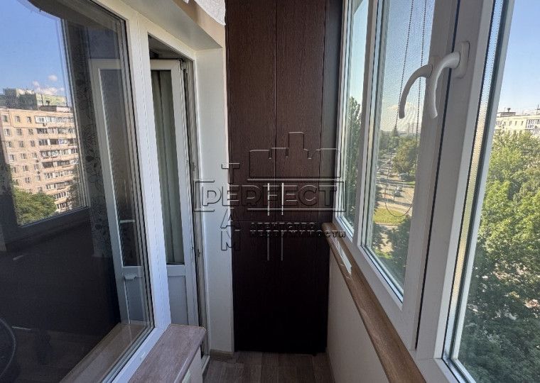 Продаж 1к квартири Гната Юри 3а / Гната Юри 3а