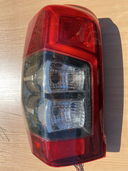 Задній стоп Mitsubishi L200 2019-2023 LED.