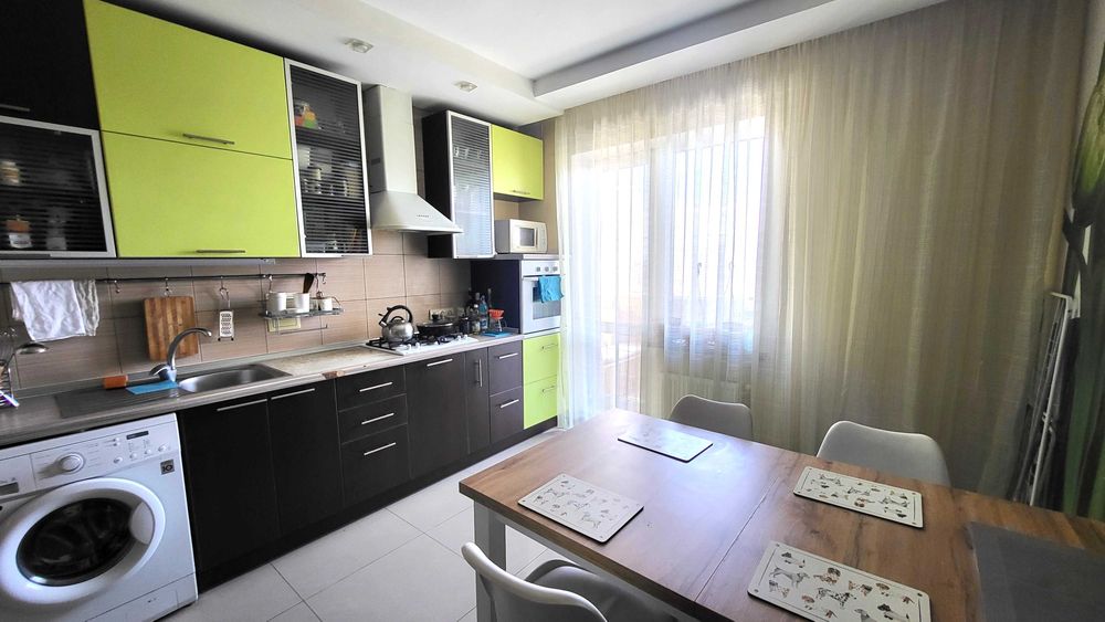 3 комнатная квартира по ул Пухова, дом 2008 г, кирпич mn