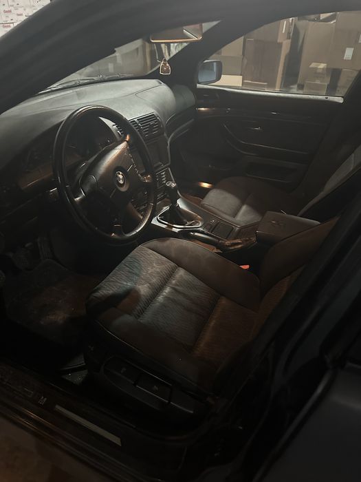 BMW 5 e39 m57 2000 року