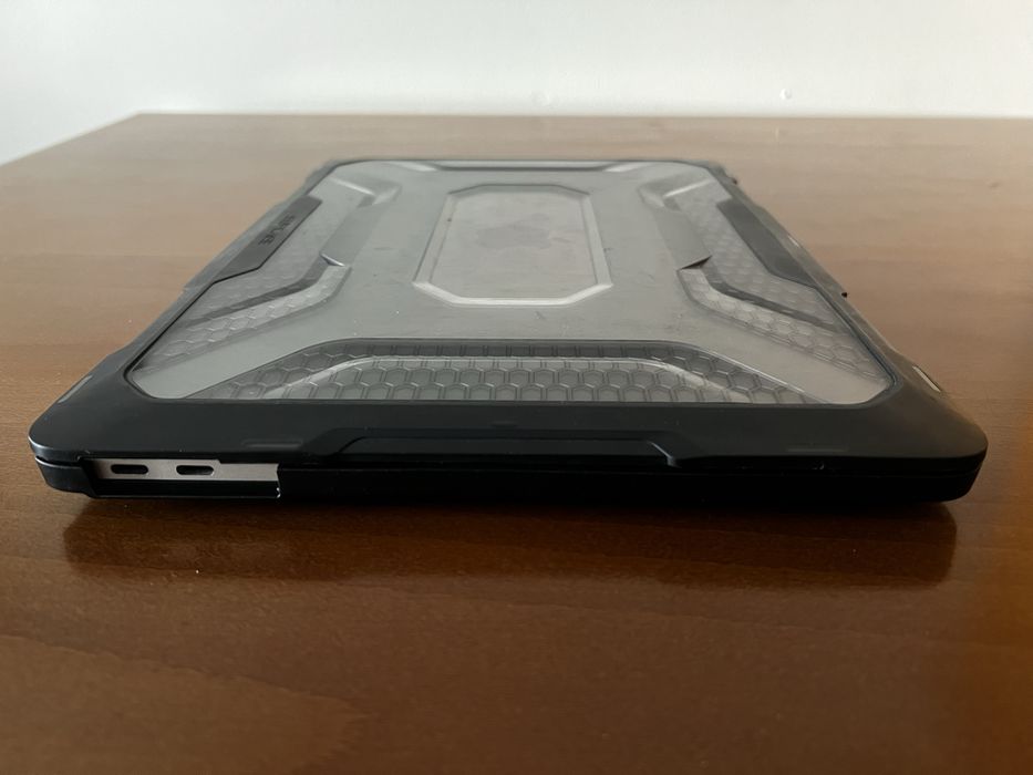 MacBook Pro 13 Retina (2017)