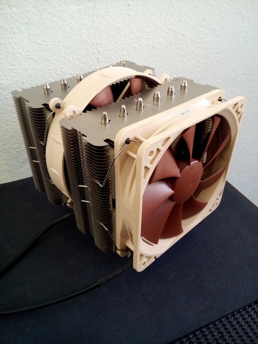Dissipador para CPU Noctua NH-D14