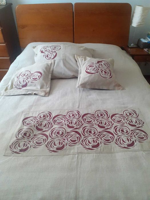 Colcha de linho feita em Portugal