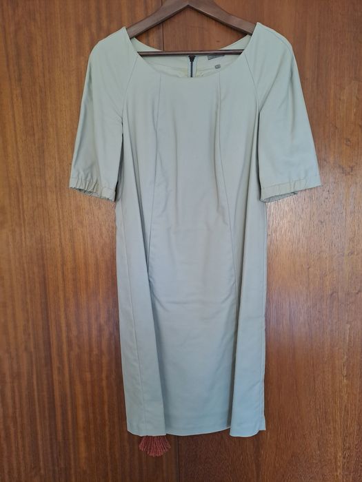 Vestido bege Uterque