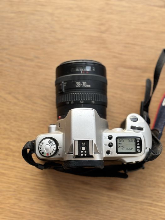 Плівкова камера Canon EOS 500N + Об'єктив EF 28-70mm