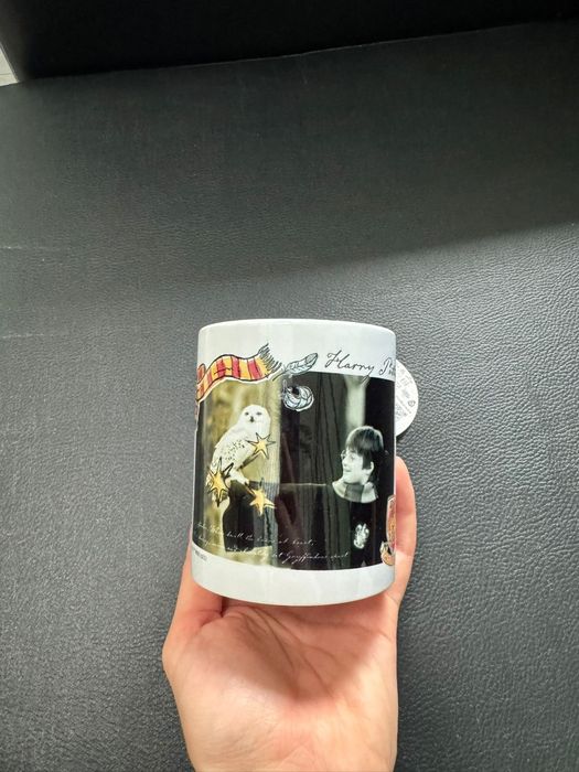 Nowe kubki z kolekcji Harry Potter.
Porcelanowe. Cena dotyczy 1 sztuki.