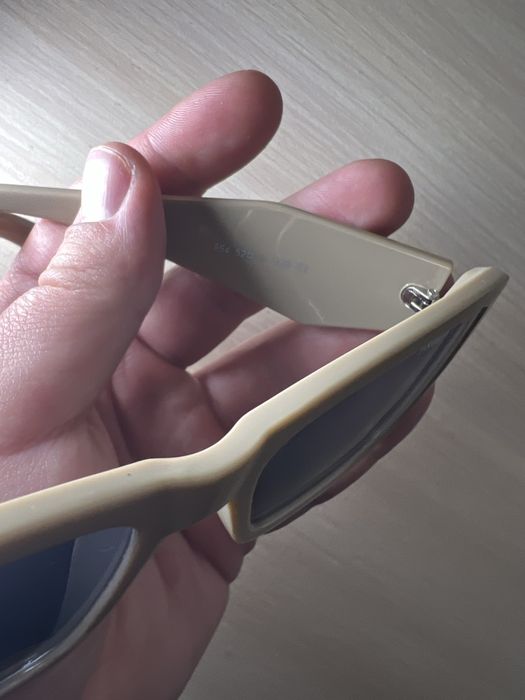 Окуляри prada.