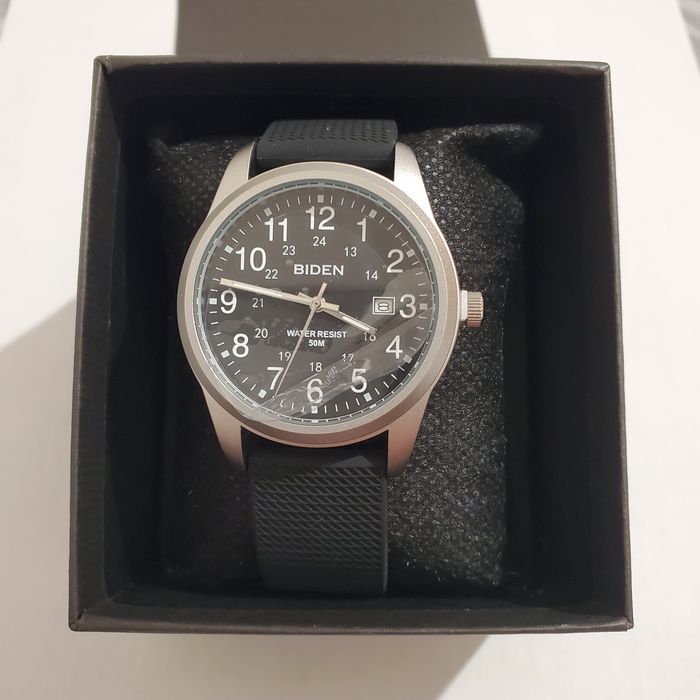 Продам кварцовий чоловічий годинник фірми Biden