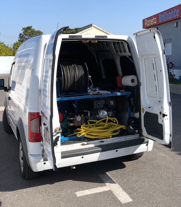 Desentupimento de esgotos e Canalização