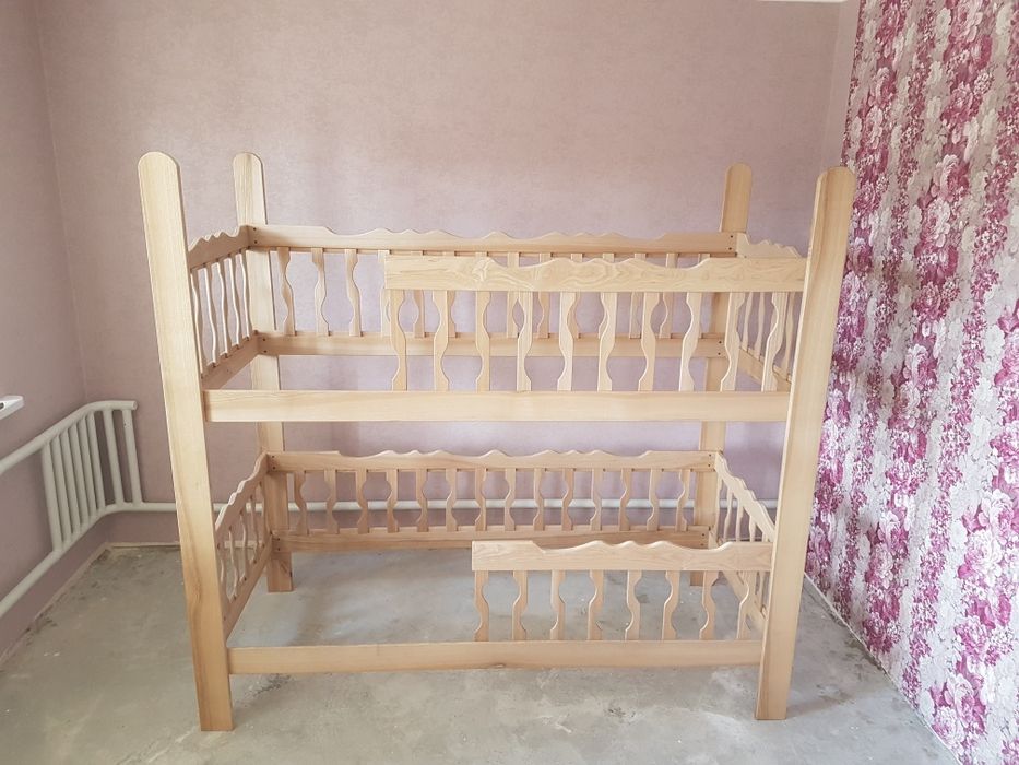 Детская кровать,двухьярусная из натурального дерева Ясень