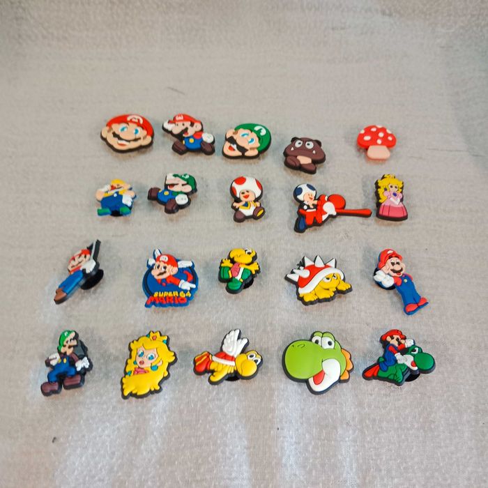 Przypinki do butów Mario Bros