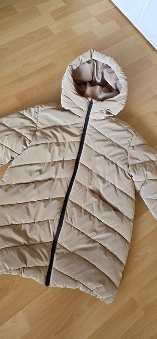 Продам куртку демісезонну Zara 11 -12 розмір в  ідеальному стані