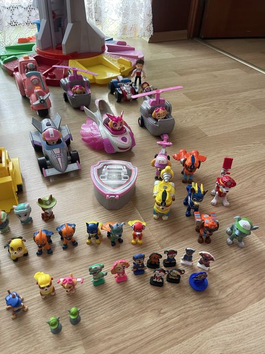Baza psi patrol xxxl plus figurki auta