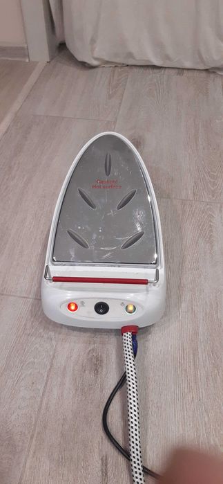 УТЮГ ПАРОВОЙ.паровой утюг