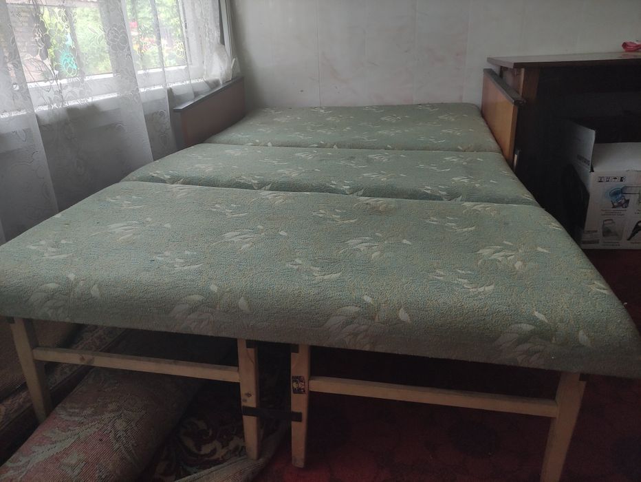 Продам диван, розкладний, малогабаритний