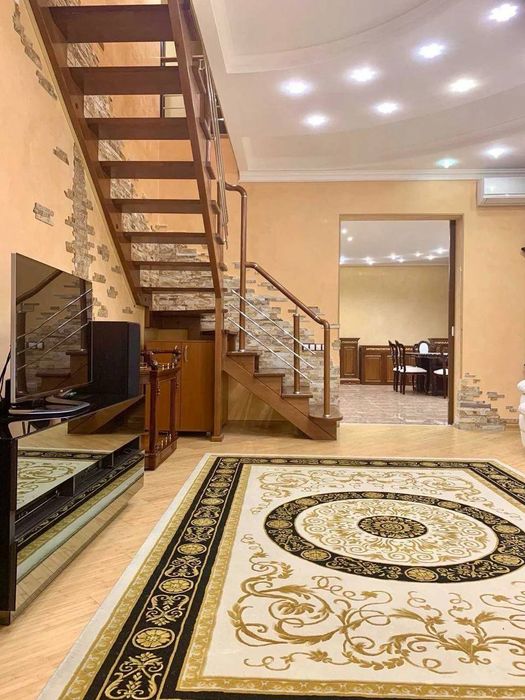 Без комісії Оренда дворівнева 4к квартира 160 м2 Палац Україна - Вид 3