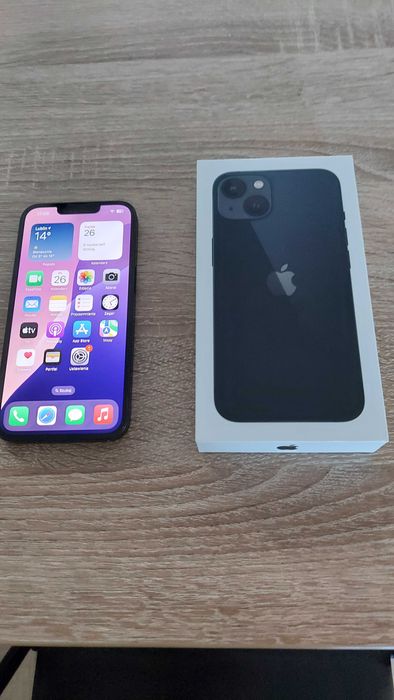 Apple iPhone 13 ミッドナイト Apple iPhone 13 256GB SIMフリー [ミッドナイト] 価格比較