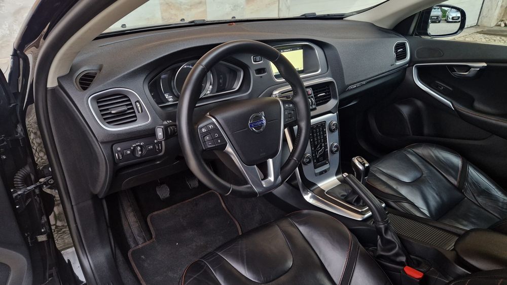 Volvo V40 Cross Country 2.0 D2 Ocean Race