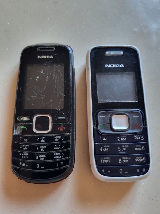 Nokia 1209, Nokia 1661-2, робочі, одним лотом: 320 грн