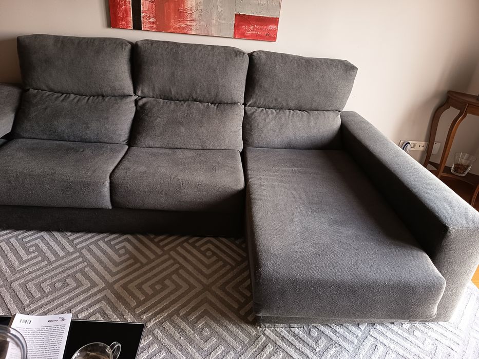 Vendo um sofá em ótimo estado de conservação