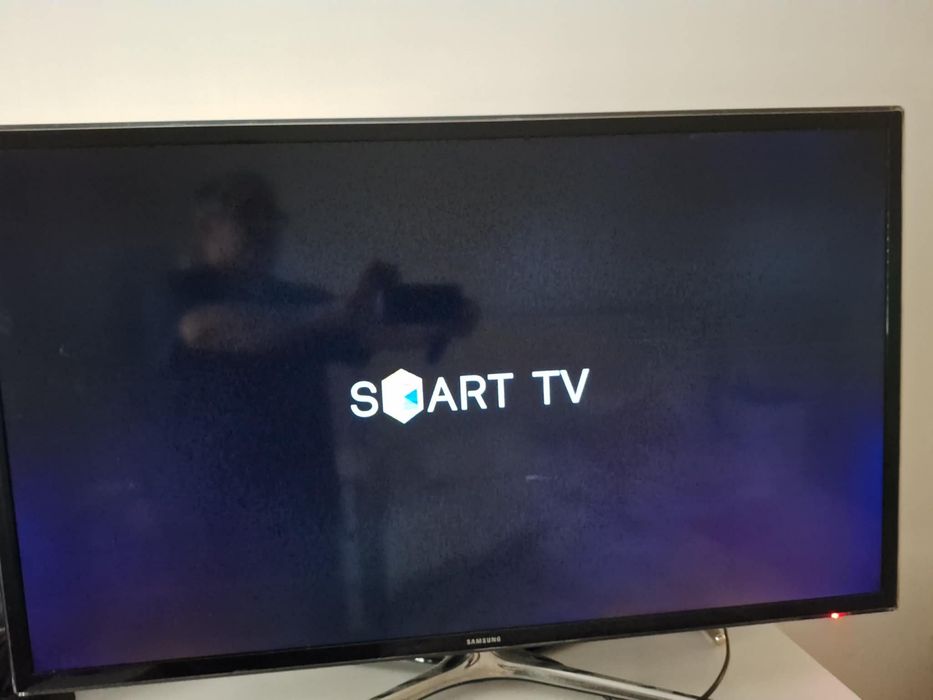 40" Full HD Flat Smart TV F6320