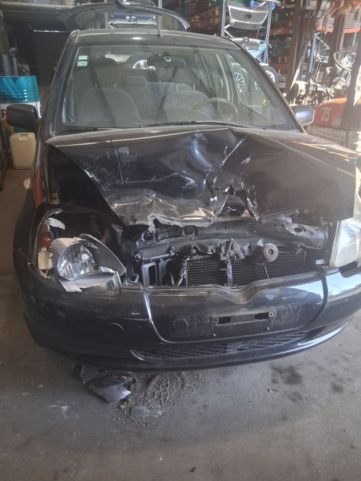 Toyota yaris para peças
