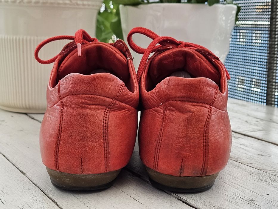 Skórzane buty czerwone sneakersy PRADA r. 38