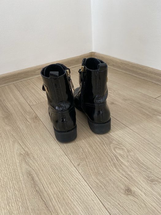 Черевики шкіряні 37 р.