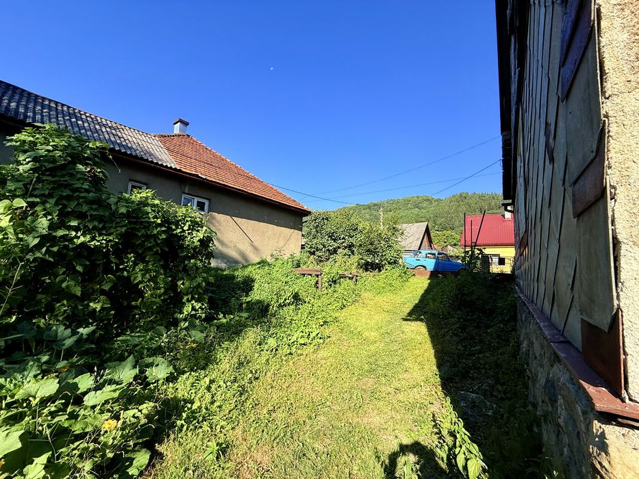 Житловий будинок в центрі м. Рахів, продаж дому, дім