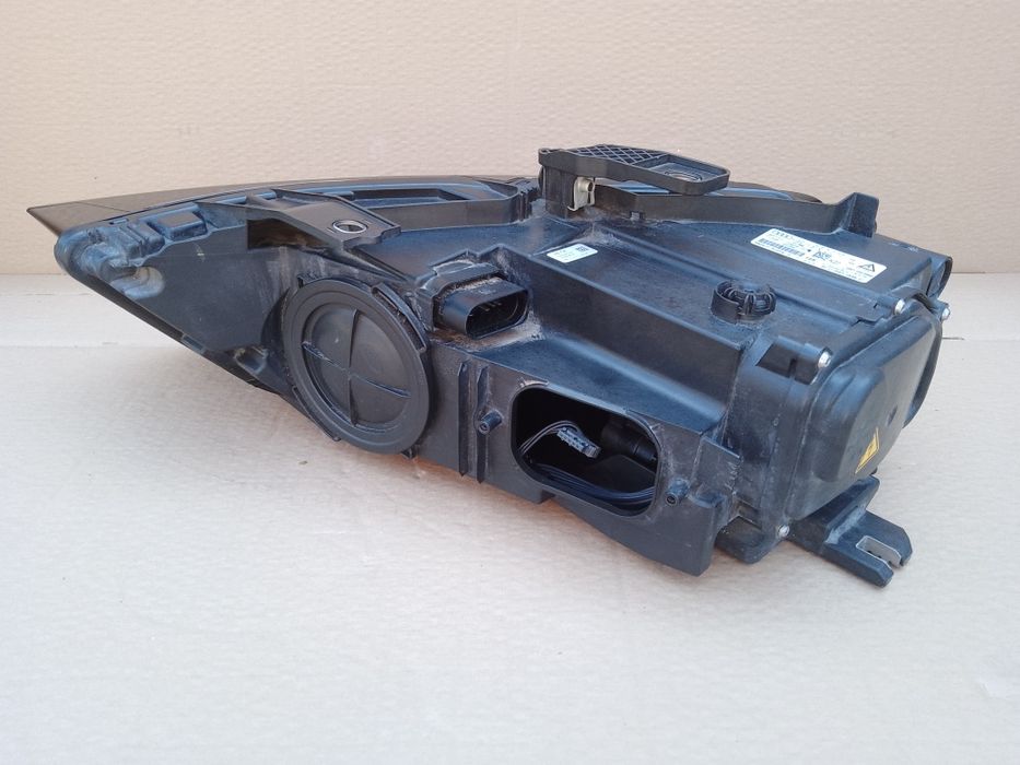 Xenon prawy audi Q3 lift 8u0 EU Europa