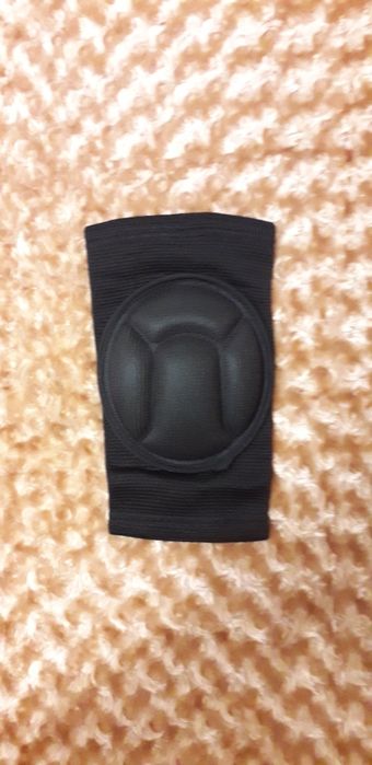 Нарукавники для волейболу. Нарукавники. Наколінники