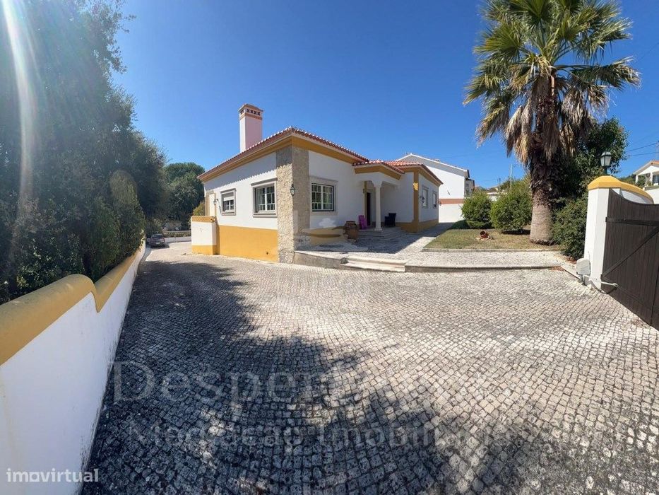 Moradia Térrea com piscina em Santa Catarina