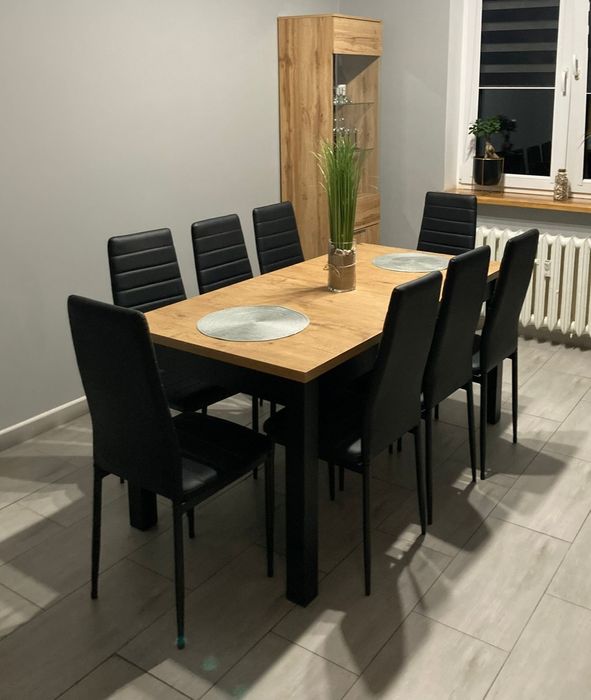 Stół rozkładany 80x160-200cm plus 8 krzeseł