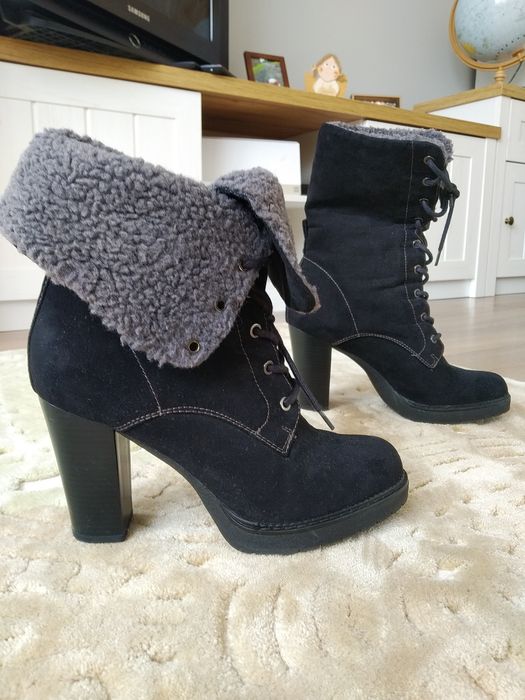 Czarne buty na obcasie jak NOWE