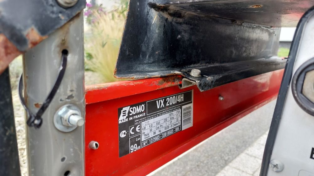 Agregat prądotwórczy SDMO VX 200/4 H spawalniczy silnik Honda GX 390