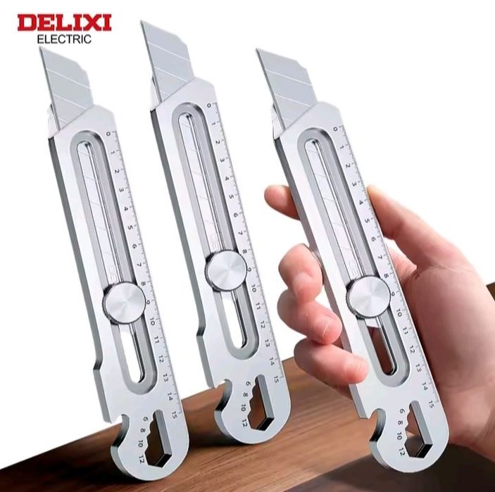 Канцелярський ніж з нержавіючої сталі