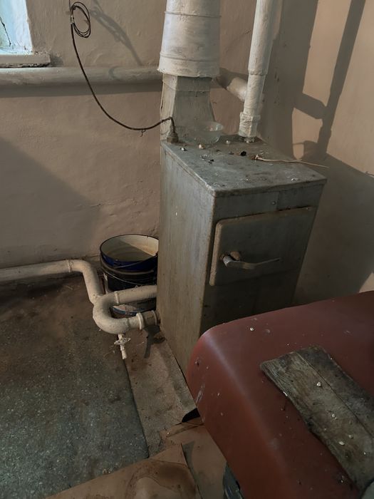 Будинок ! Долгінцево