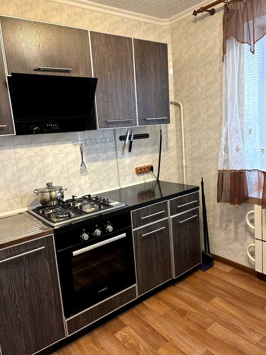 Продається 1-кімнатна квартира в центрі селища Малинівка від власника