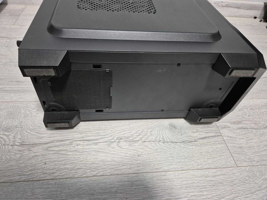 ATX корпус Корпус Cougar MX331 Mesh-X. Пилозахист. Перфорація. 120 FAN