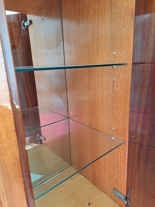 Меблева стінка полірована