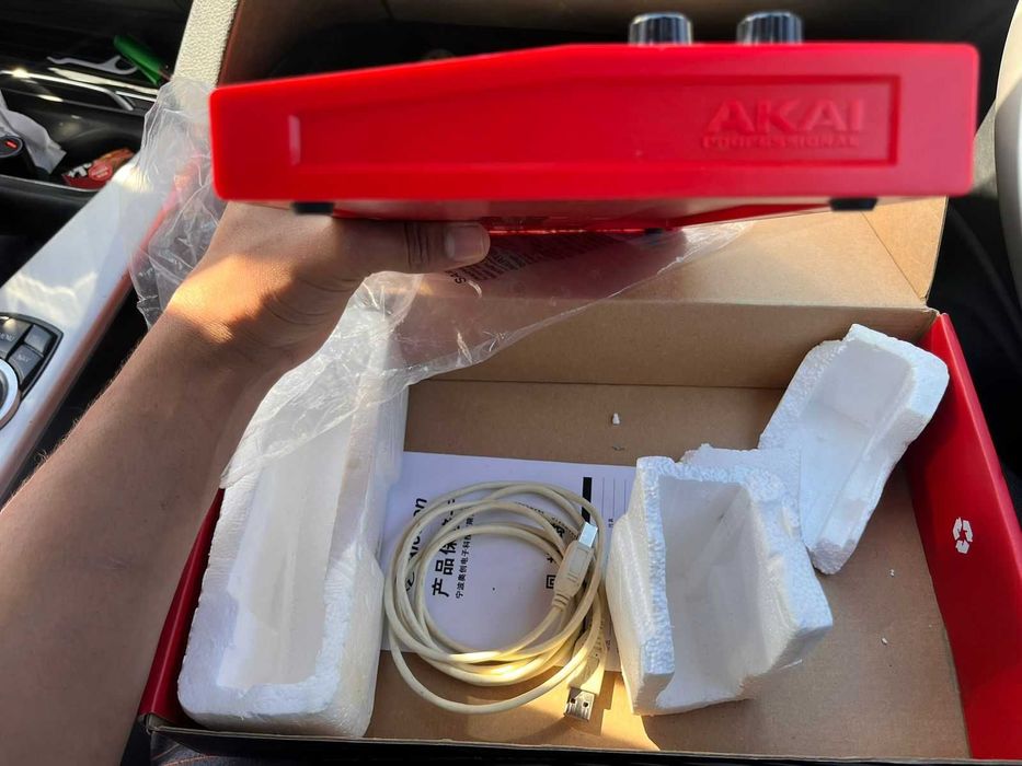 Piano/Teclado MKP Akai mini 25 teclas
