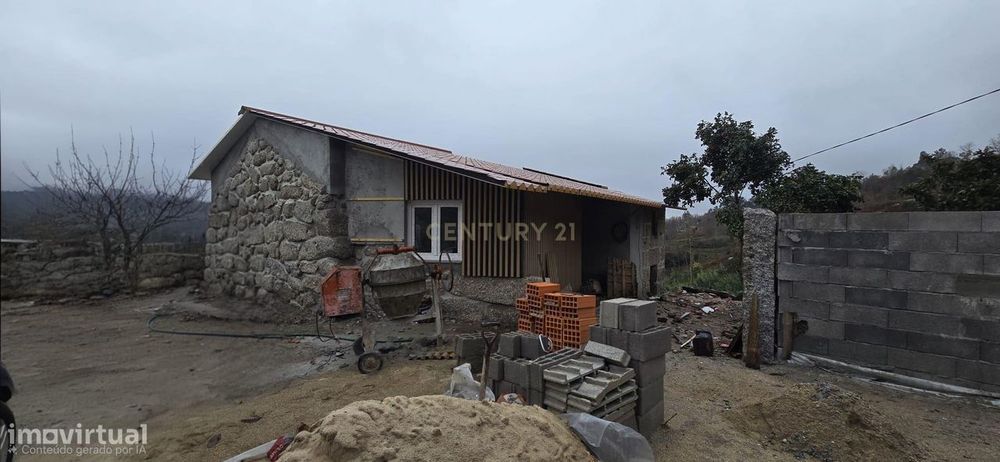 Moradia em Pedra T1 Totalmente Renovada – Ovil, Baião