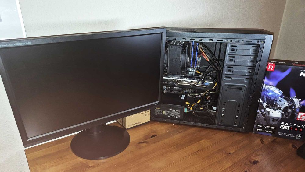 PC Gamingowy RX 580 8GB Nitro+ / i5 4.4 GHz / 24GB RAM / SSD / Komputer z monitorem lub bez