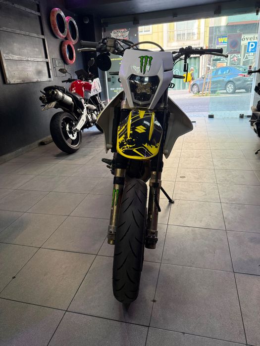 Moto Suzuki Drz 400