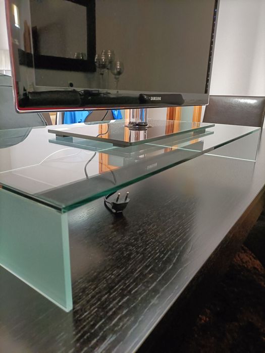 Base em vidro para tv