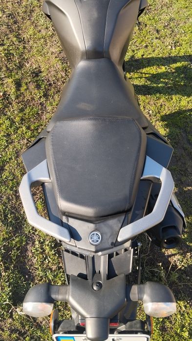 Мотоцикол Yamaha FZN 250 Naked