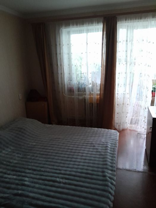 Продаётся  четырёх комнатная квартира в Овидополе  за  46 000 долл США