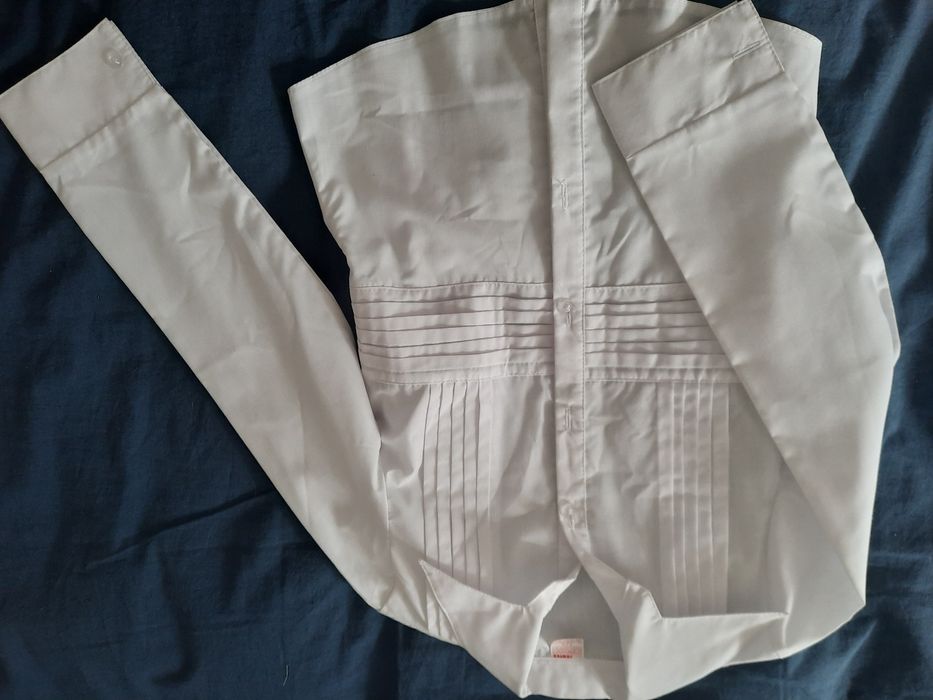 Biała koszula dla dziewczynki