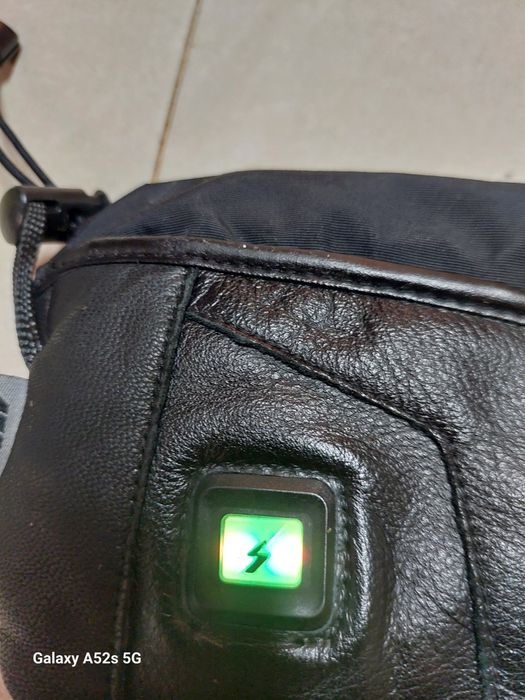 Luvas de moto com bateria